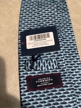 Complement Repeats Charles Tyrwhitt | Accessories | Charles Tyrwhitt 0 Silk Blue Tie With ...